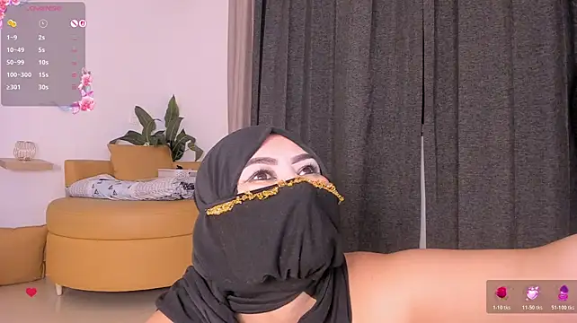 Amina_hafsa - show open ass