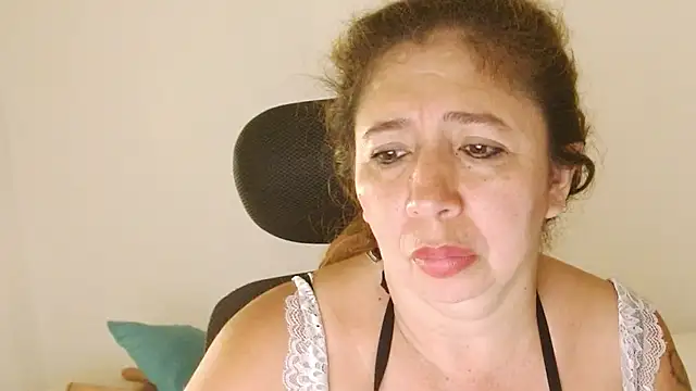 Valentinaa_mature - suck my tits