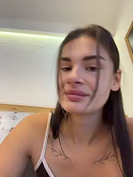 MiraReach - Take off panties + masturbate 👅