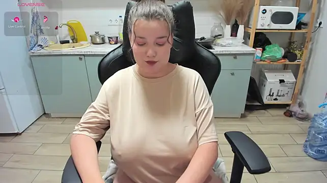 LinaElasm - oil boobs