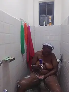 Wairimu1 - Dildo Show