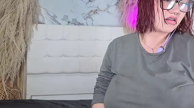 Cerecitaa02_ - my friends massege my bigboobs