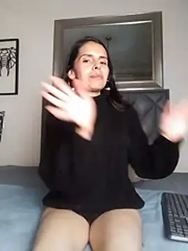 Bianca_Sweetie - Show boobs, pinching nipples, Oil them