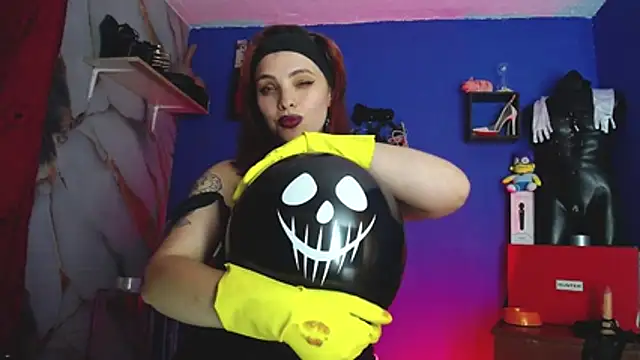 Elizatexx - asmr with rubber gloves What do you like