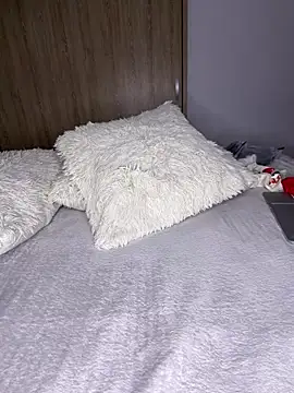 Melanygreys - Spanking and mischievous face 😏😈