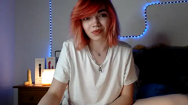Olivka-flower - being full naked 10 minutes