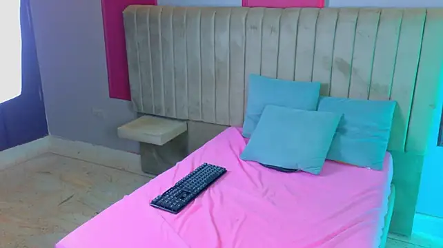 NAYAFOX_CR - RIDE THE COCK 🍆💦
