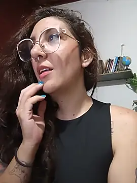 Melinerd - Red ass, spanks x 20, bunda vermelha