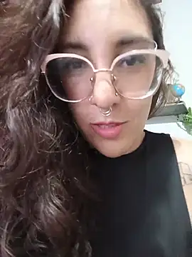 Melinerd - Red ass, spanks x 20, bunda vermelha