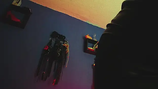 Elizatexx - kiss my rubber gloves