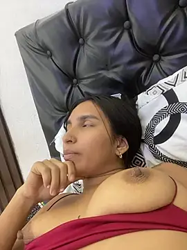 Xbby-Love-BJ - FISTING VAGINA