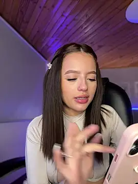 Sofia18_pinkk - Show ass🥺