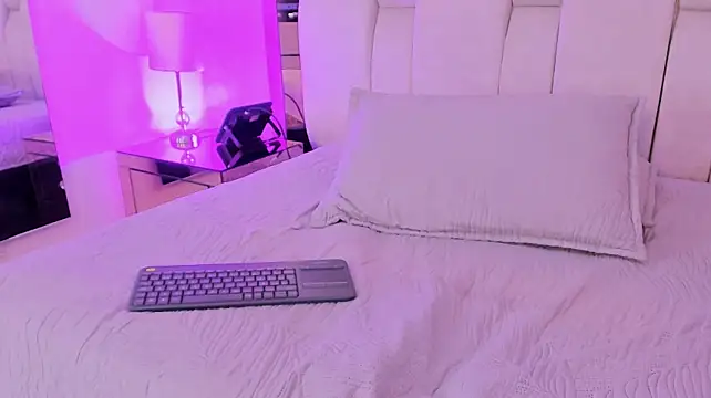 MartinaSpiicy - spank my ass x5