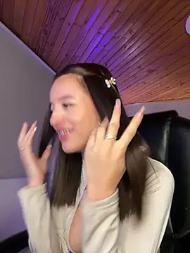 Sofia18_pinkk - Show ass🥺
