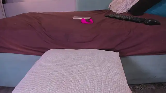 Brianaa_Glow - Finger in my ass :ass: