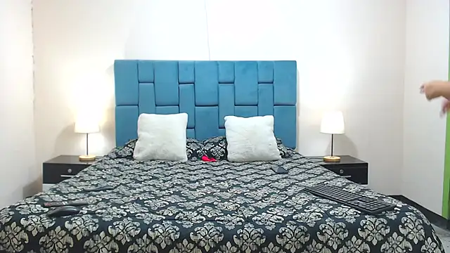 LeahMillerr - clap ass