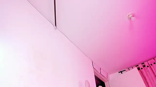 Megan_Robertss - Show my ass and my pussy up close😈