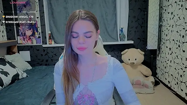 XAlisontiny - warm up pussy with fingers before dildo