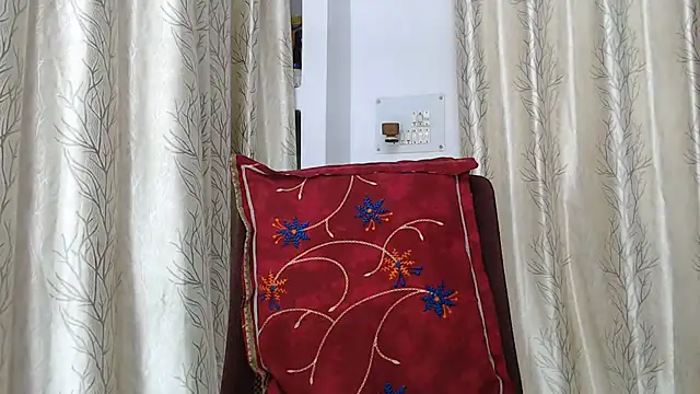 Bholi_PUNJABN - Nude Show for 15 mints AND SLOW TEASING