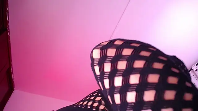 Salomecastro_ - Make my pussy wet and creamy