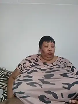 Nancy111 - Make Me cum and squit in my toy