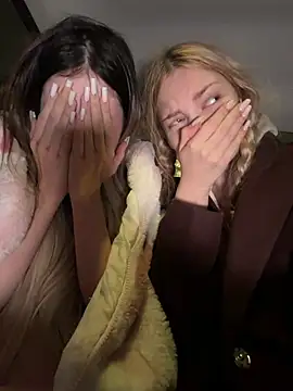 Elsawhere - Nancy show underboobs in UBER🚖🍒