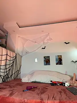 Scarletthornyx