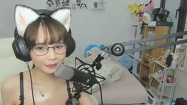 NeKo-nEk0-niI - oil boobie