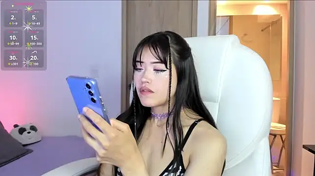 IIVY_KUSH - SEXY STREPTEASE
