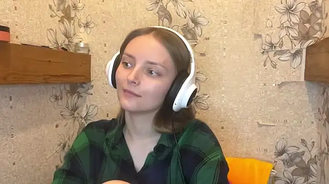 EmyMiu - if im cute