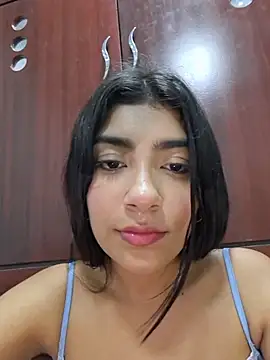 Sweed-virgin-pussy - oil on my tits