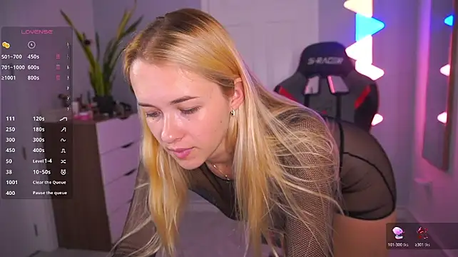 DanikaDillan - Goal - pussy rub