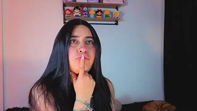Serenna_se - Fingers and pleasure in my clit 🔥