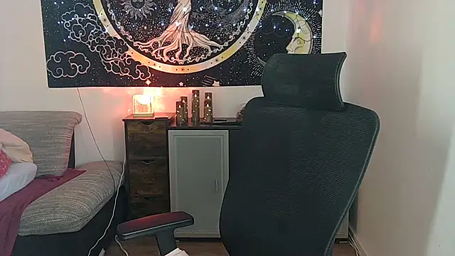 -Jeany- - slap my ass 30 times