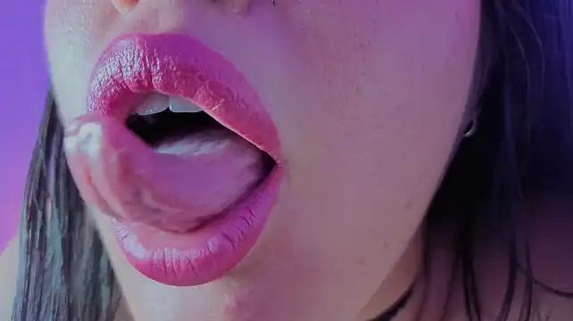 Naharasoller - Sexy fingers my pussy