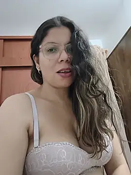 Carliina_Soussa - Show tits, feet