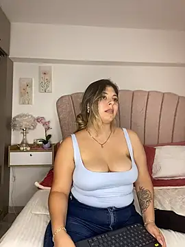 MiiaGreys - dancing naked in the living room