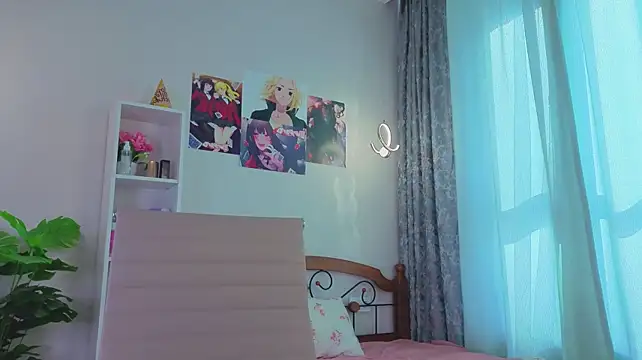 Vialeta_baby - spank and tease my cute round ass closeu