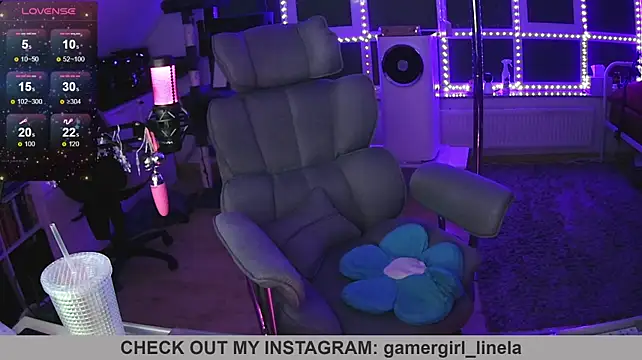 Gamergirl-Linela - LT Gets Shower Video