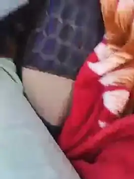 Lily-Darlling - Ass show without panty