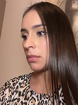Mau_White - MAKE ME WET GLT 4 PHOTOS ALL NAKED