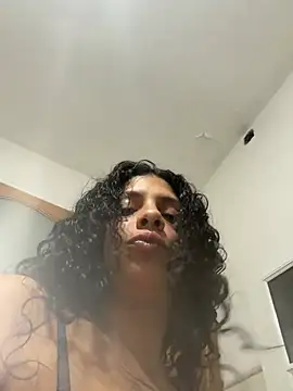 Shurabig - I play with my tits