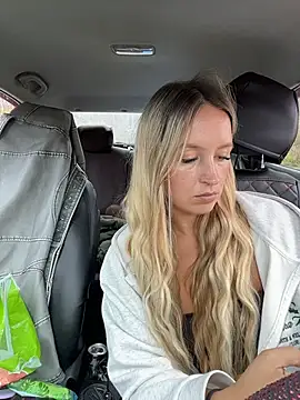 StasyWood - Show dildo🤤