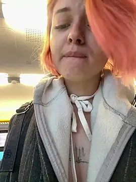 TimesSquare_ - Double squirt on train next to people😻