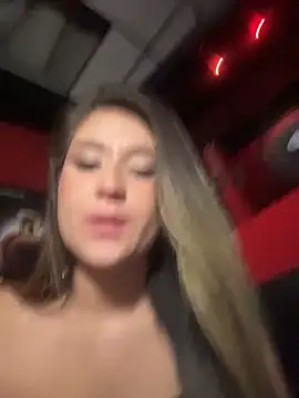 IsabelleMilan - PUBLIC SEX 😈💦