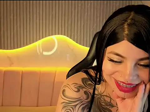 Alexa_dominic_a - OIL FULL NAKED 🔥🔥