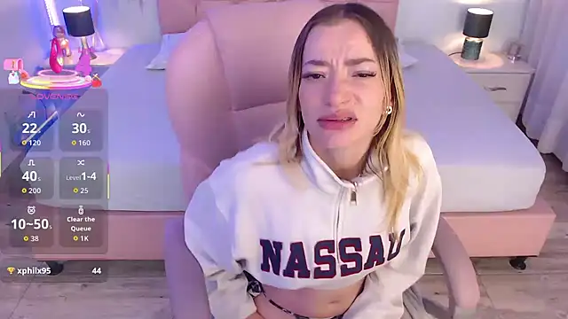 Zoe_jones13 - Suck fingers gently