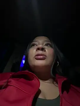 Im_Kharla - big squirt and fingers ass💦💦