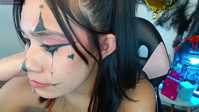 Jones_cassie - faces and hair full saliva