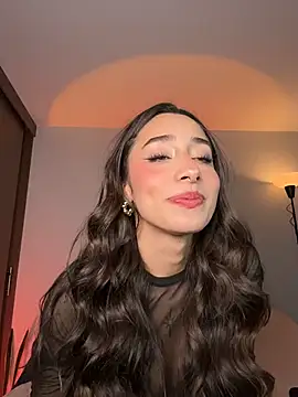 Hottiecattiee - dildo in my wet pussy 😈